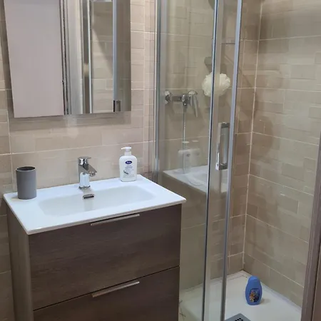 Vibes - 6 En-suite *