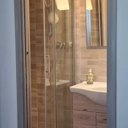 Vibes - 6 En-suite Appartement *