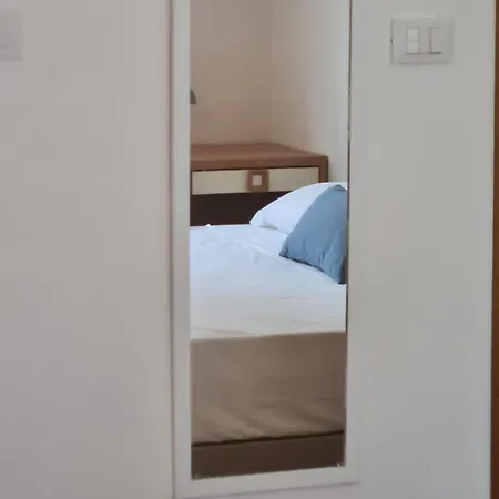 Vibes - 6 En-suite *