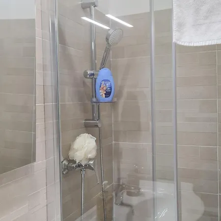 Vibes - 6 7 Baths - Self Check-in Bologna