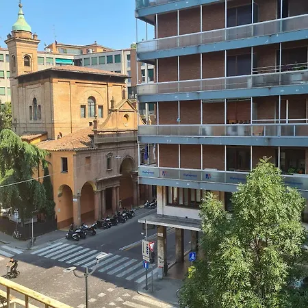 Διαμέρισμα Bologna Vibes - 6 Rooms 7 Baths - Self Check-In *