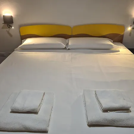 Vibes - 6 En-suite * Bolonya