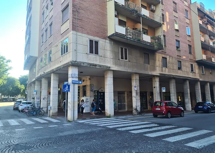 Διαμέρισμα Bologna Vibes - 6 Rooms 7 Baths - Self Check-In *