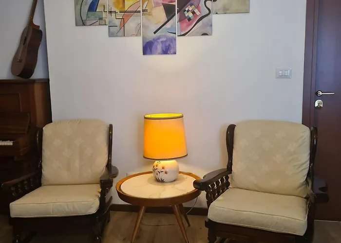 Διαμέρισμα Bologna Vibes - 6 Rooms 7 Baths - Self Check-In