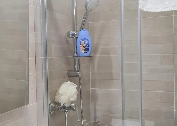 Bologna Vibes - 6 Rooms 7 Baths - Self Check-In Bolonya