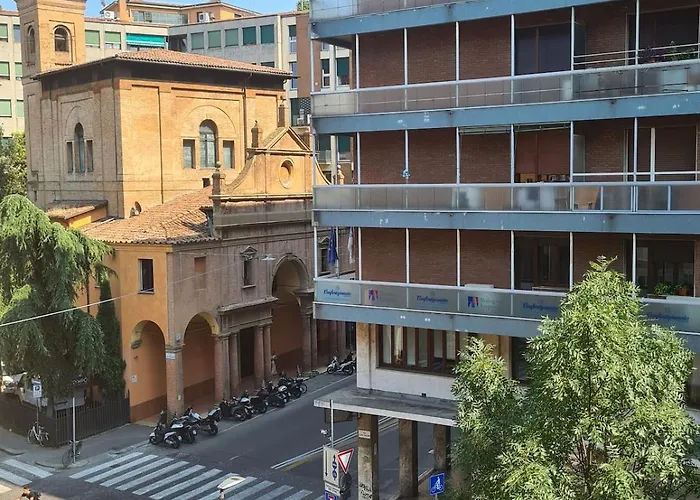 Διαμέρισμα Bologna Vibes - 6 Rooms 7 Baths - Self Check-In *