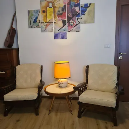 Апартаменты Vibes - 6 En-suite